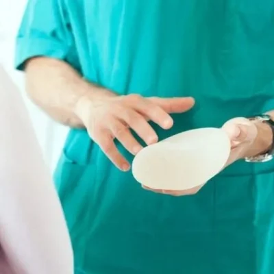 changement_implants_mammaires